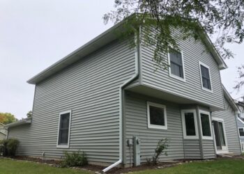 The 10 Best Vinyl Siding Installers Near Me (Free Quotes)