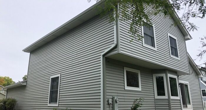 The 10 Best Vinyl Siding Installers Near Me (Free Quotes)