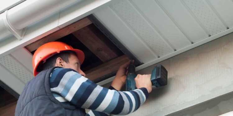 How Much Does It Cost to Install Vinyl Soffit? [2025 Data] | Angi